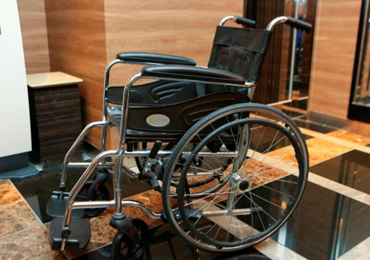 Apa Hotel Midosuji Honmachi Ekihigashi Osaka Exteriör bild